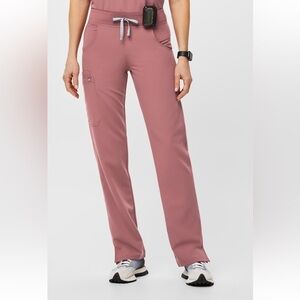 Figs Women’s Kade Cargo Mauve Small